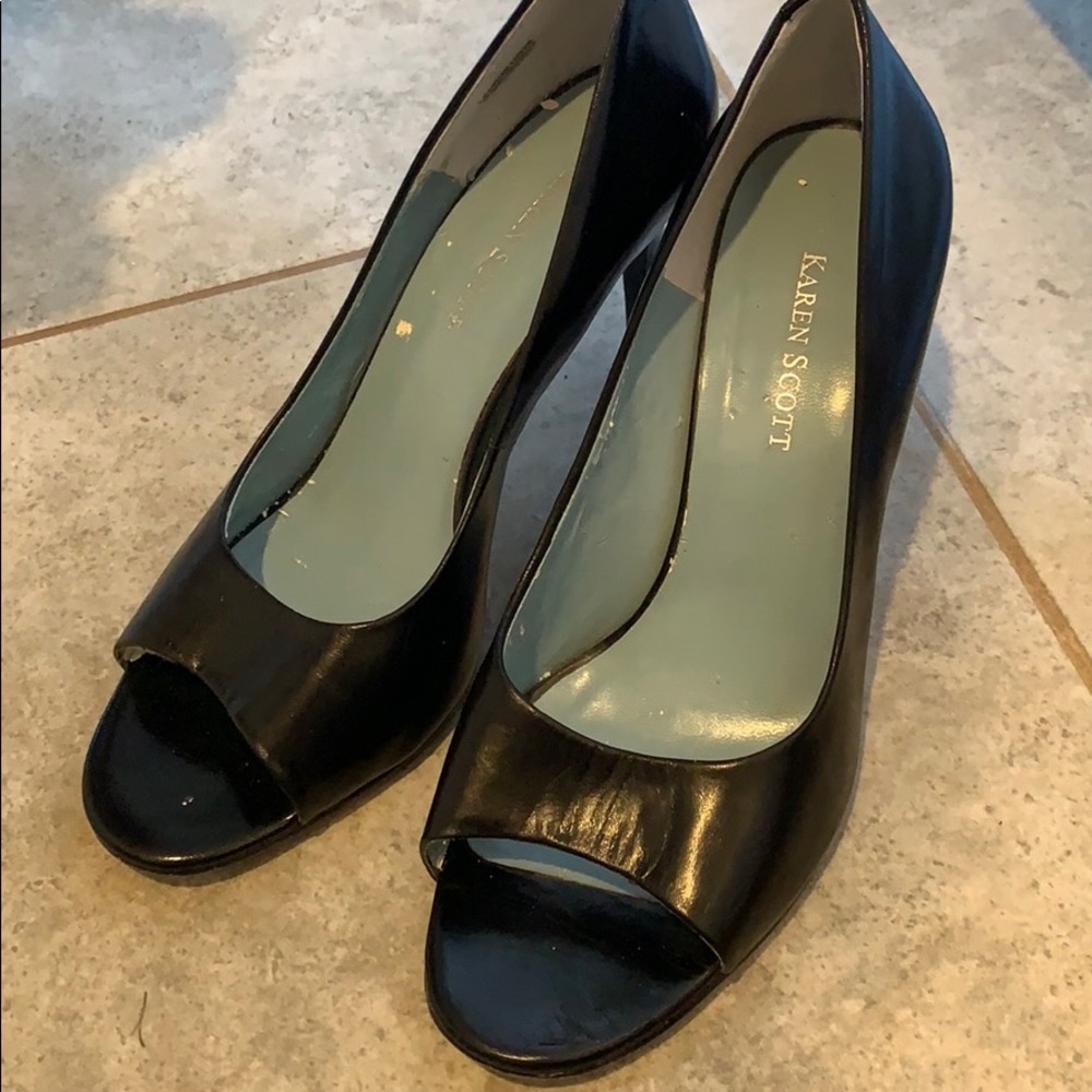 Karen Scott heels